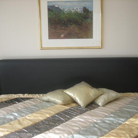 Guesthouse Bina Ρέυκιαβικ Εξωτερικό φωτογραφία