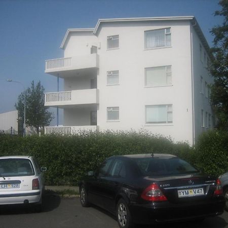 Guesthouse Bina Ρέυκιαβικ Εξωτερικό φωτογραφία