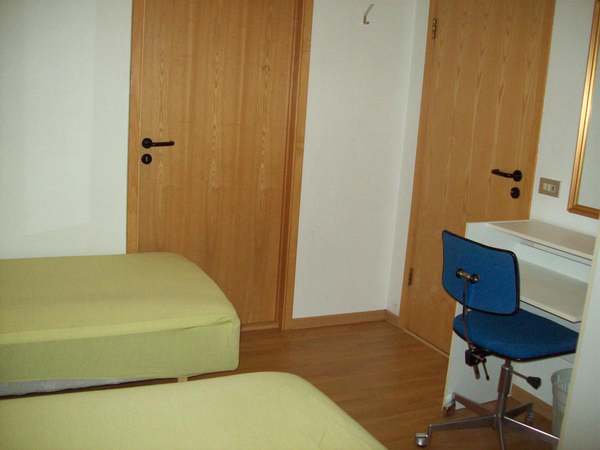 Guesthouse Bina Ρέυκιαβικ Δωμάτιο φωτογραφία